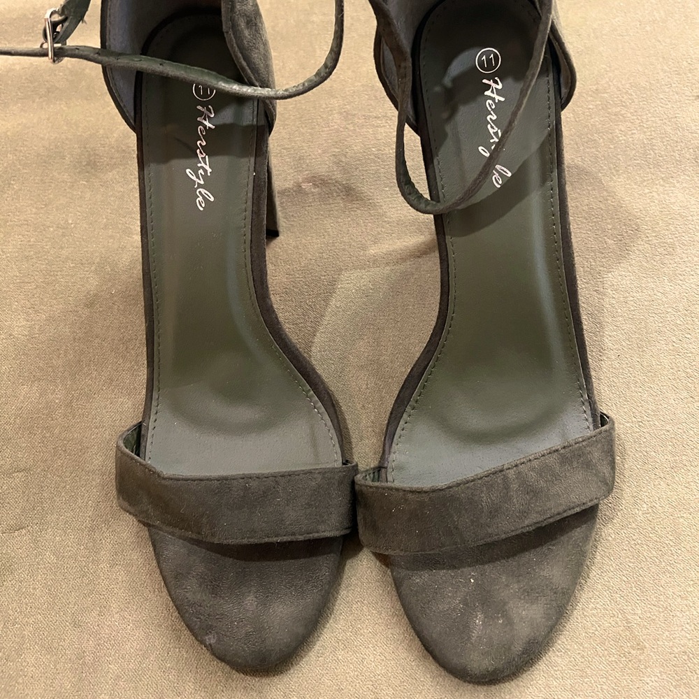 Suede dark green sandal size 11.